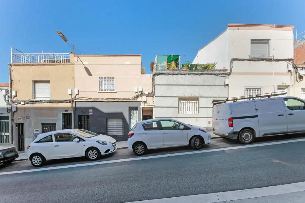 Detached house for sale in C/ Franc Comtat