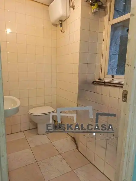 Business premises for sale in Ibaiondo, imagen 9