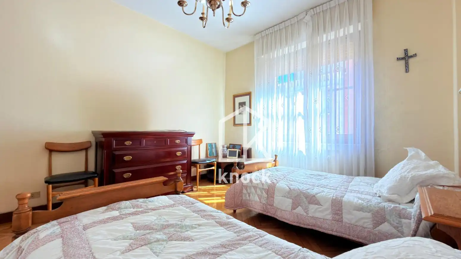 Bedroom of Flat for sale in Oviedo   with Heating and Parquet flooring