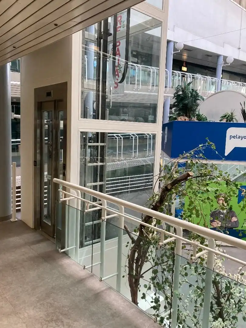 Vista exterior de Local de alquiler en Las Rozas de Madrid con Aire acondicionado