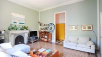 Living room of Flat for sale in Girona Capital  with Air Conditioner, Heating and Private garden