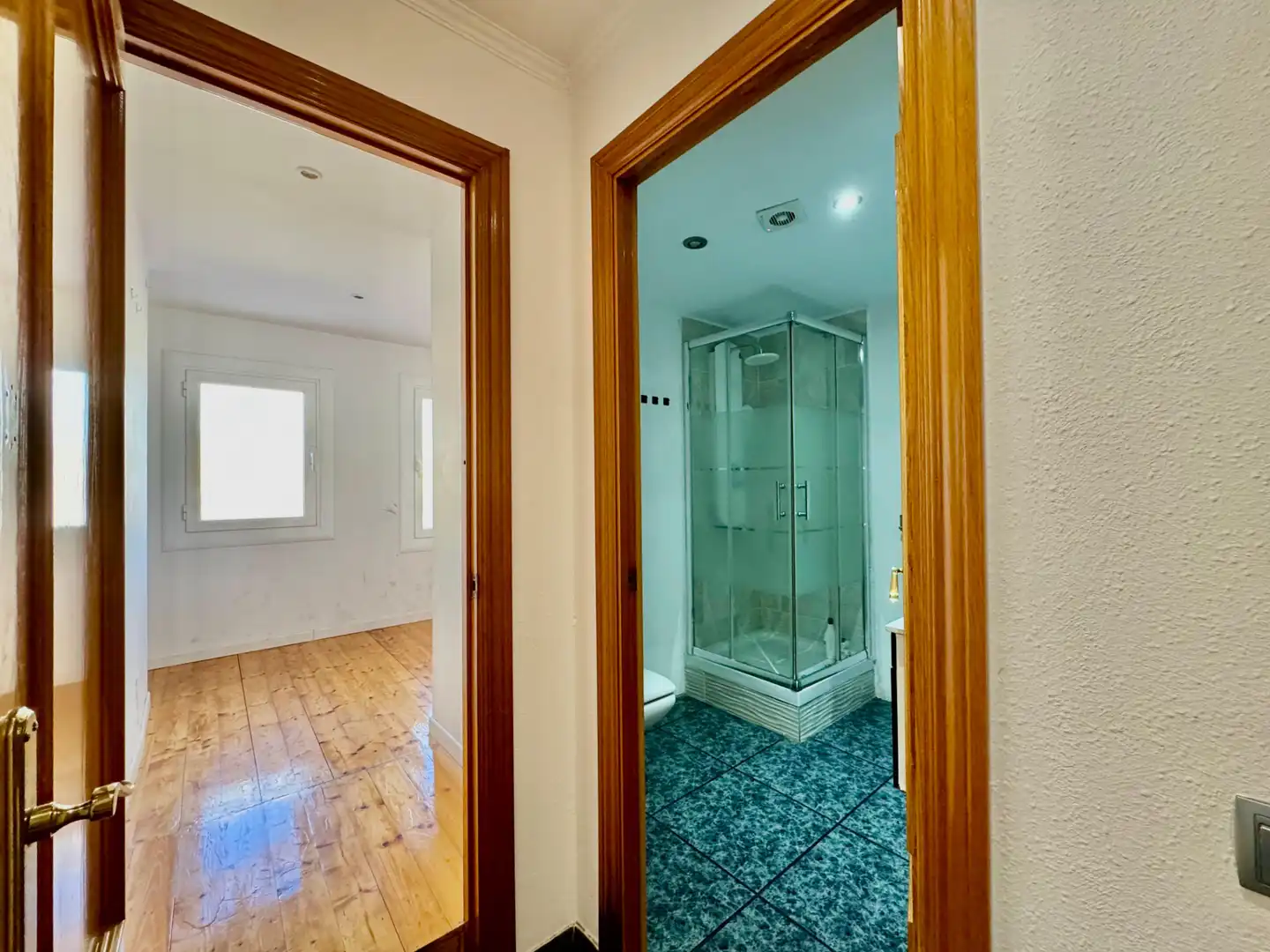 Baño de Ático en venta en El Prat de Llobregat con Aire acondicionado, Calefacción y Terraza