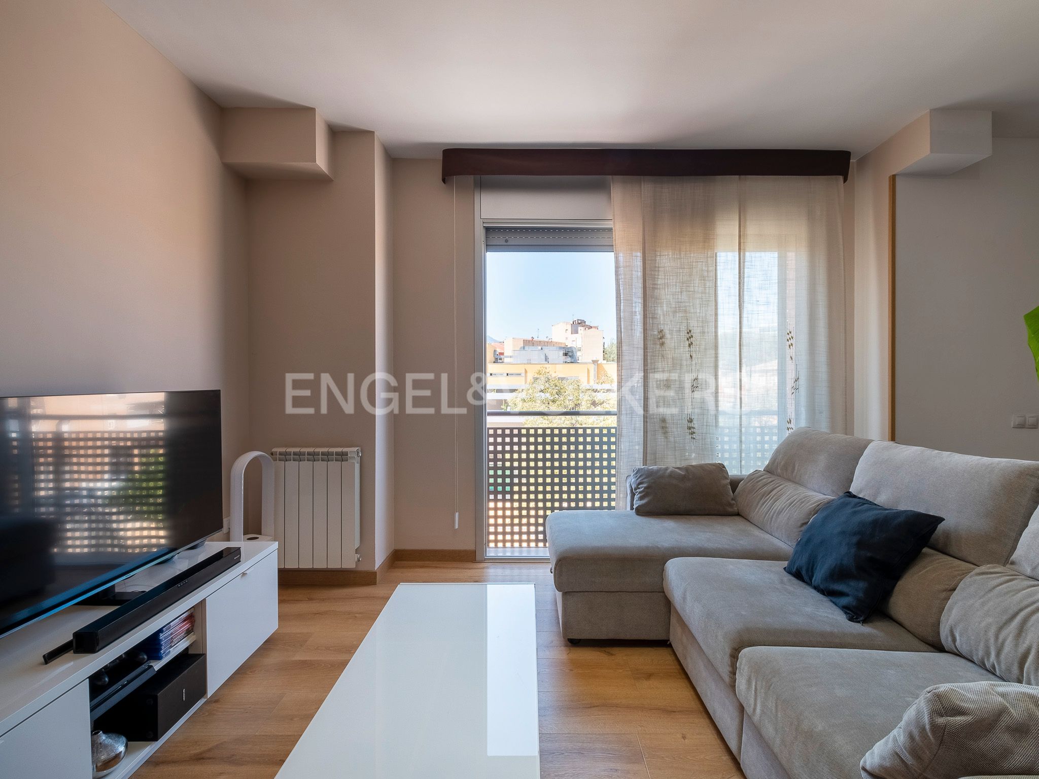 Sala d'estar de Dúplex en venda en Terrassa amb Aire condicionat, Calefacció i Parquet