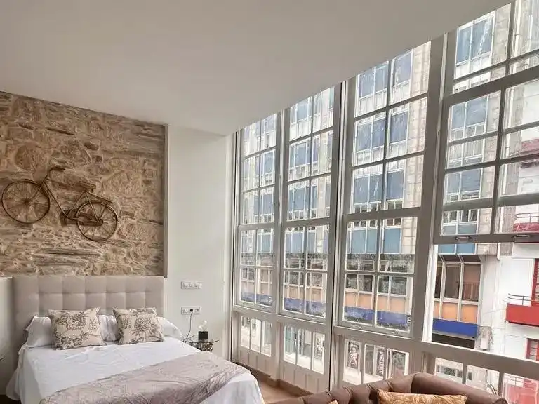 Habitación de Apartamento de alquiler en Ferrol con Amueblado
