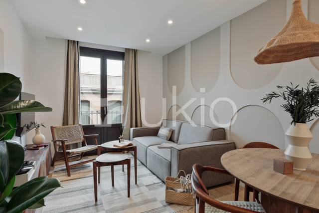 Apartamento en Alquiler en Carrer de les Jonqueres en Sant Pere, Sta. Caterina i la Ribera