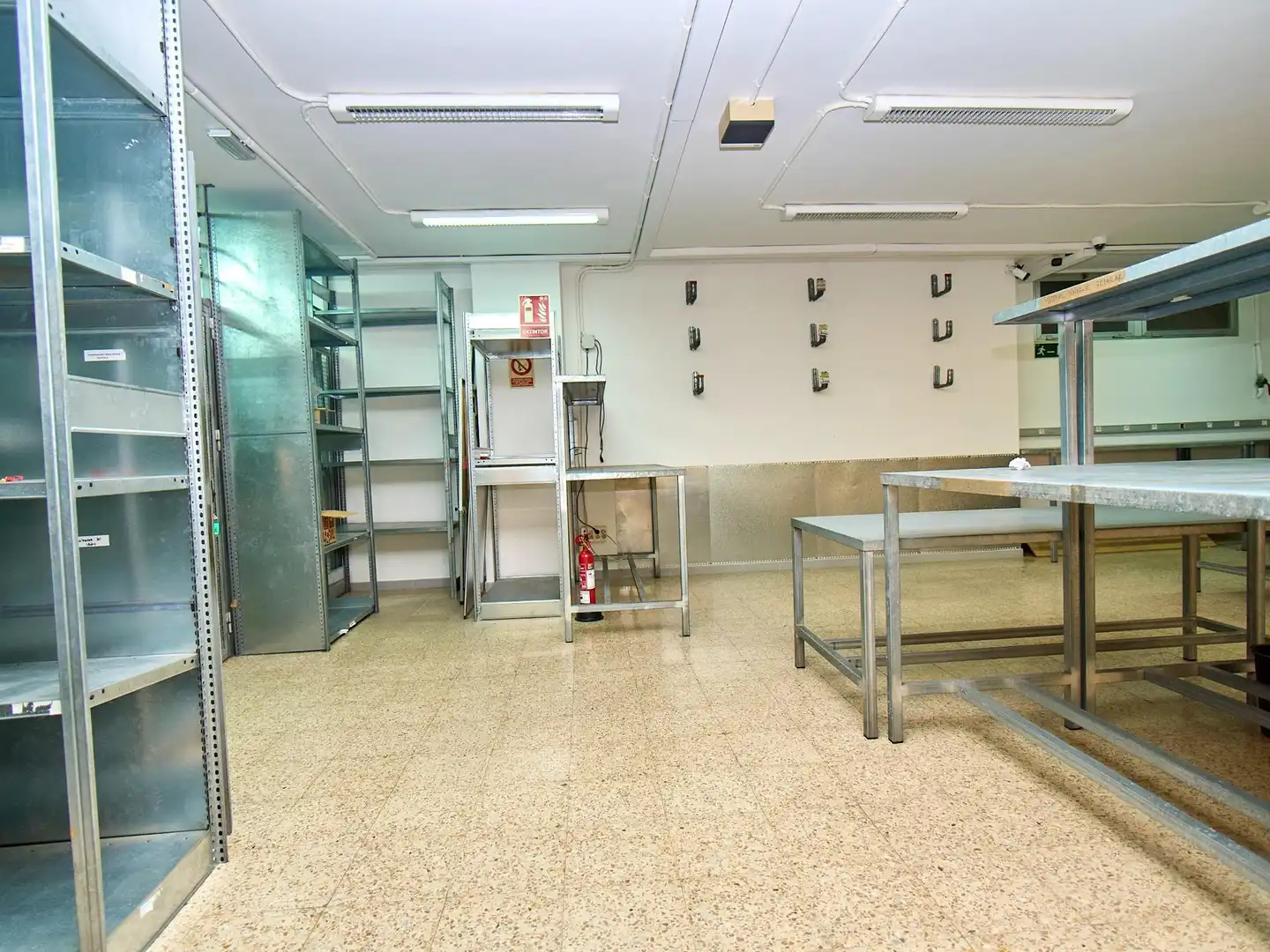 Cocina de Oficina en venta en Barcelona con Aire acondicionado, Calefacción y Amueblado