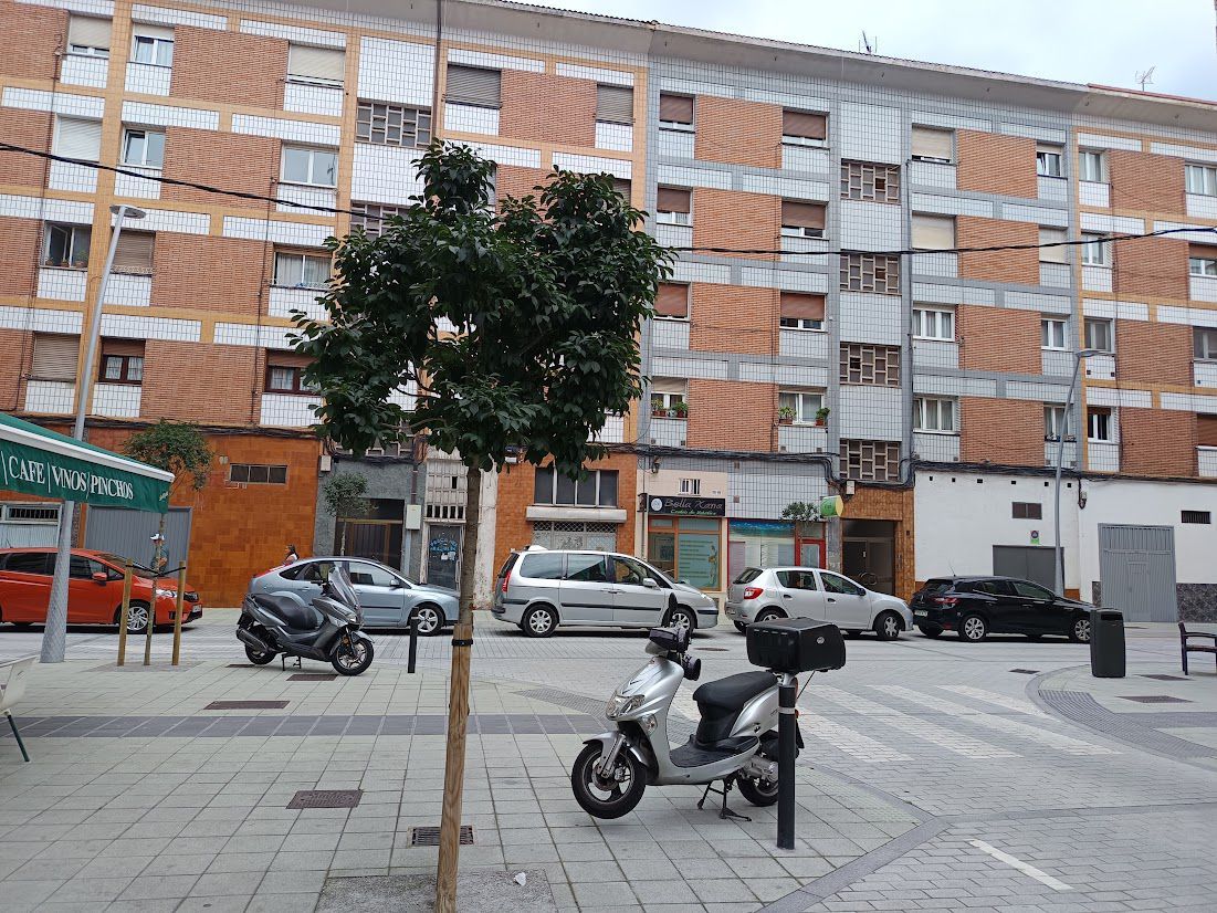 Vista exterior de Pis en venda en Gijón  amb Calefacció i Moblat