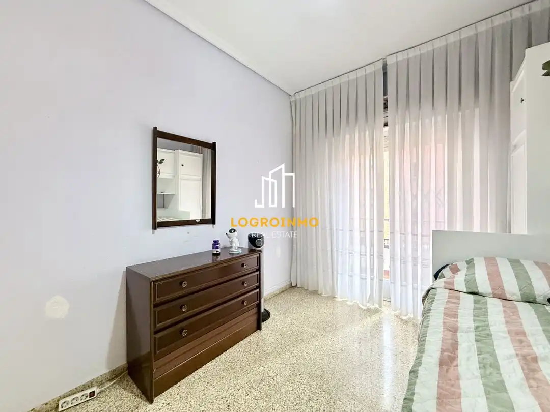 Bedroom of Flat for sale in  Logroño  with Heating and Terrace