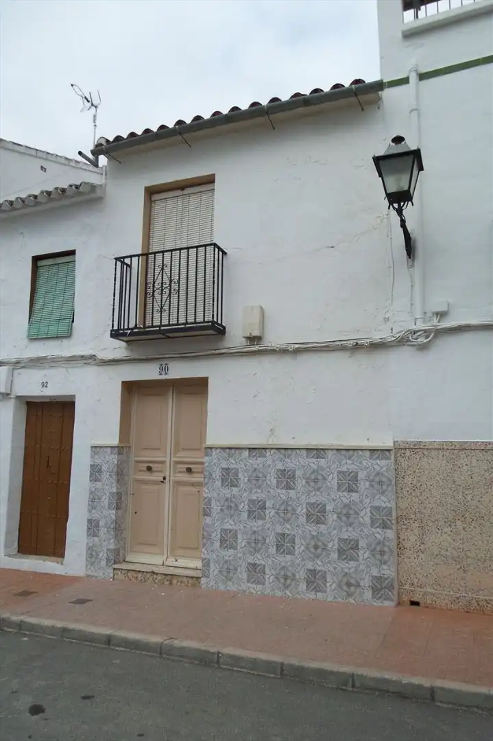 Vista exterior de Casa o xalet en venda en Benamejí amb Balcó