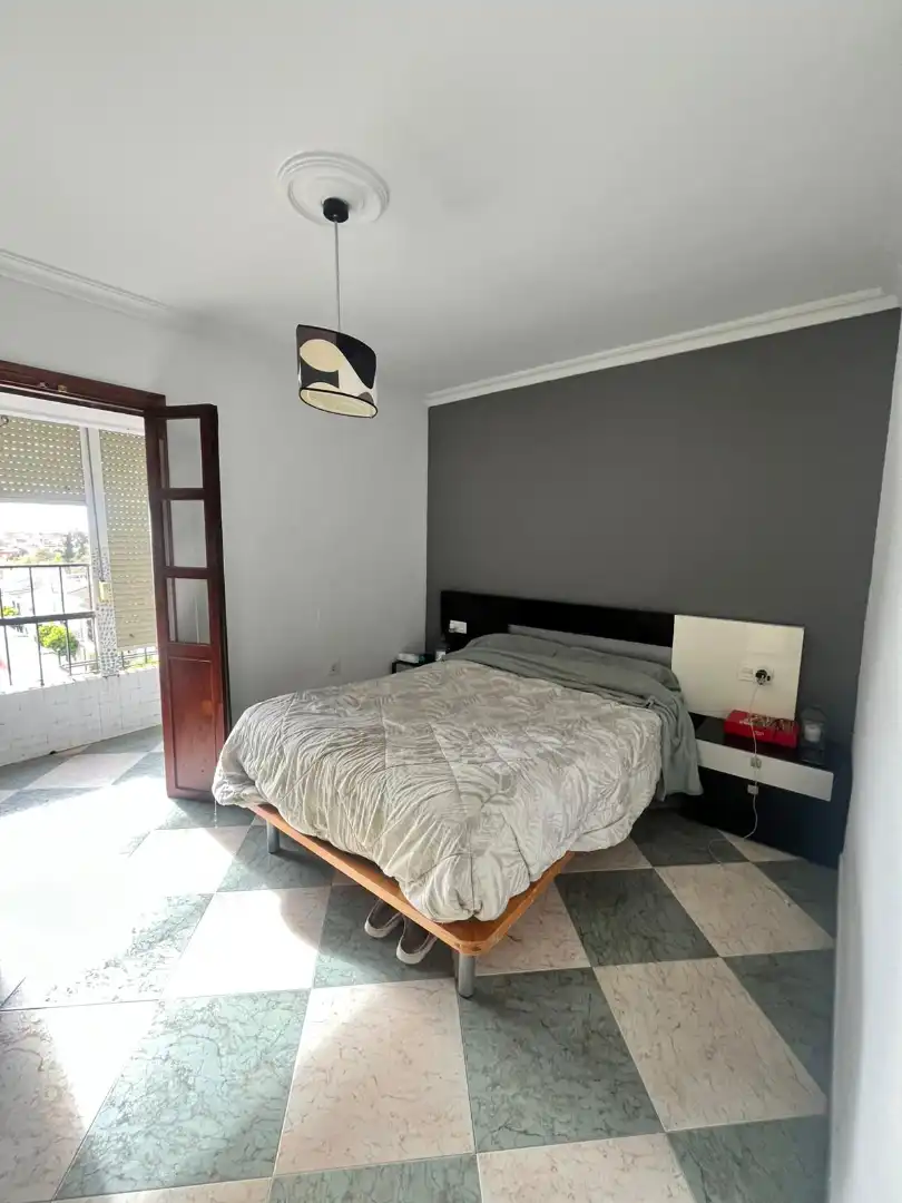 Piso en venta en Calle 28 de Febrero, 28, Avenida Juan Diego