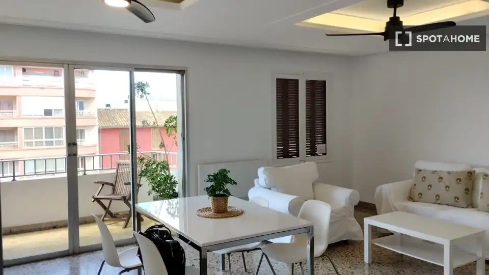 Room in Pere Garau