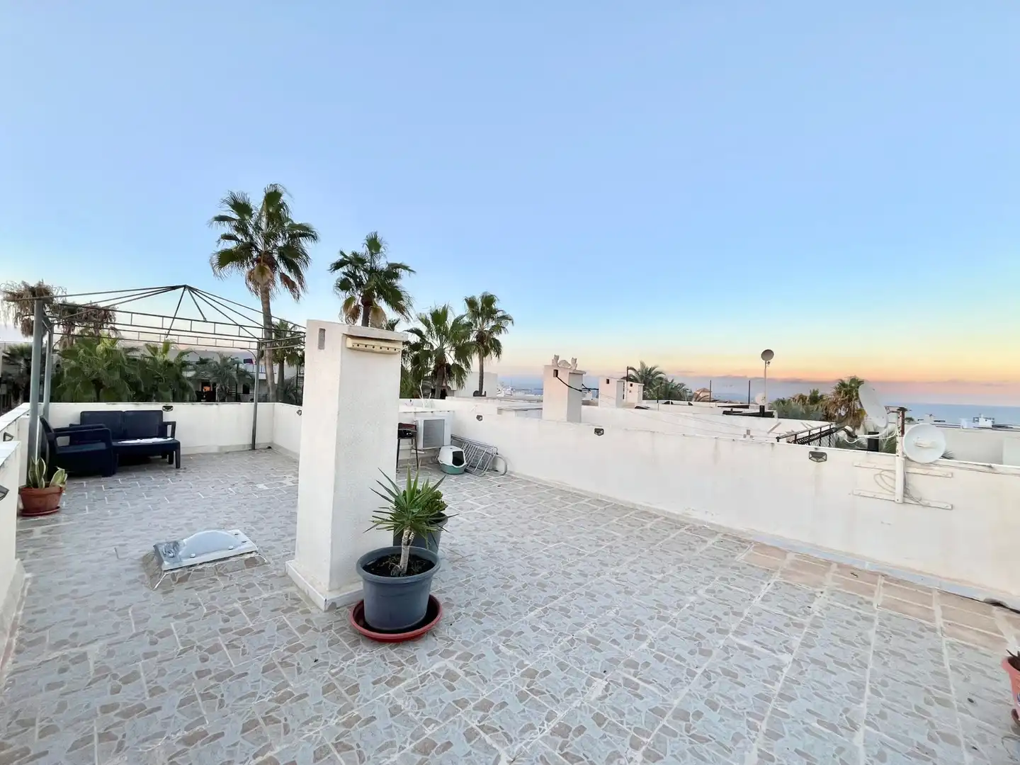 Terrace of Flat for rent in Torrevieja  with Air Conditioner, Heating and Terrace