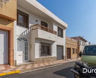 Vista exterior de Casa o xalet en venda en Balanegra amb Terrassa i Balcó