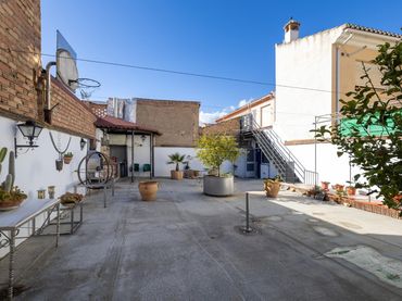 Casa con balcone in vendita a Calle BELEN (BE)