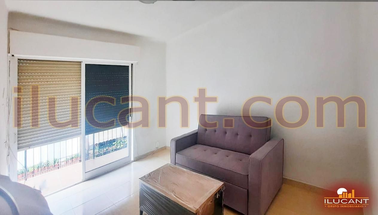 Sala d'estar de Pis en venda en Alicante / Alacant amb Terrassa i Balcó