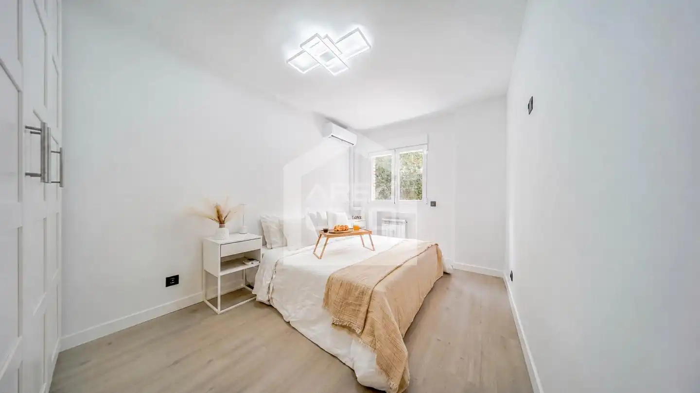 Schlafzimmer von Wohnung zum Verkauf in Alcorcón mit Klimaanlage, Heizung und Terrasse