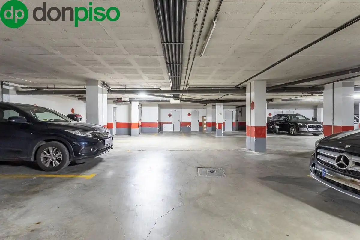 Parkplatz von Garage zum Verkauf in Armilla