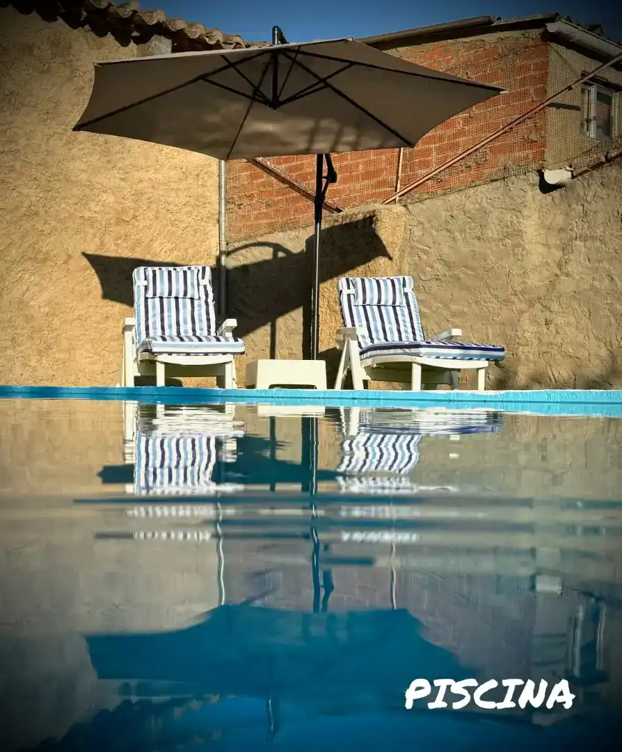 Piscina de Casa o chalet en venta en Sanzoles con Jardín privado, Parquet y Piscina