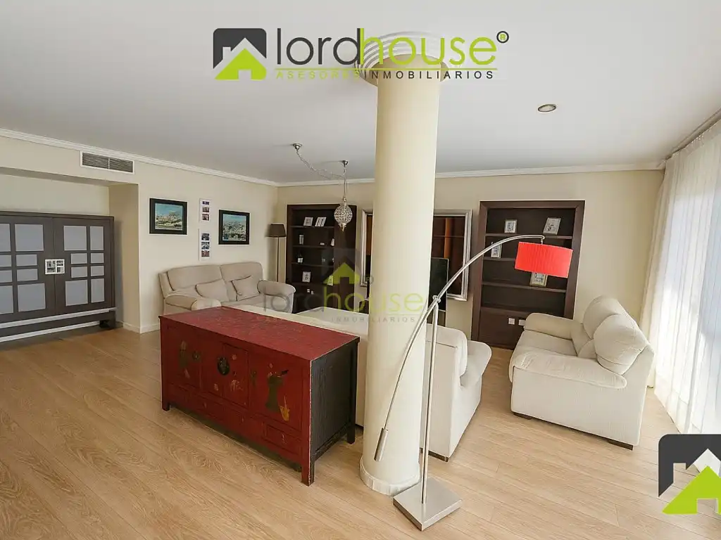Penthouse with lift for sale in Calle Médico Antonio Pelegrín Medina, imagen 4