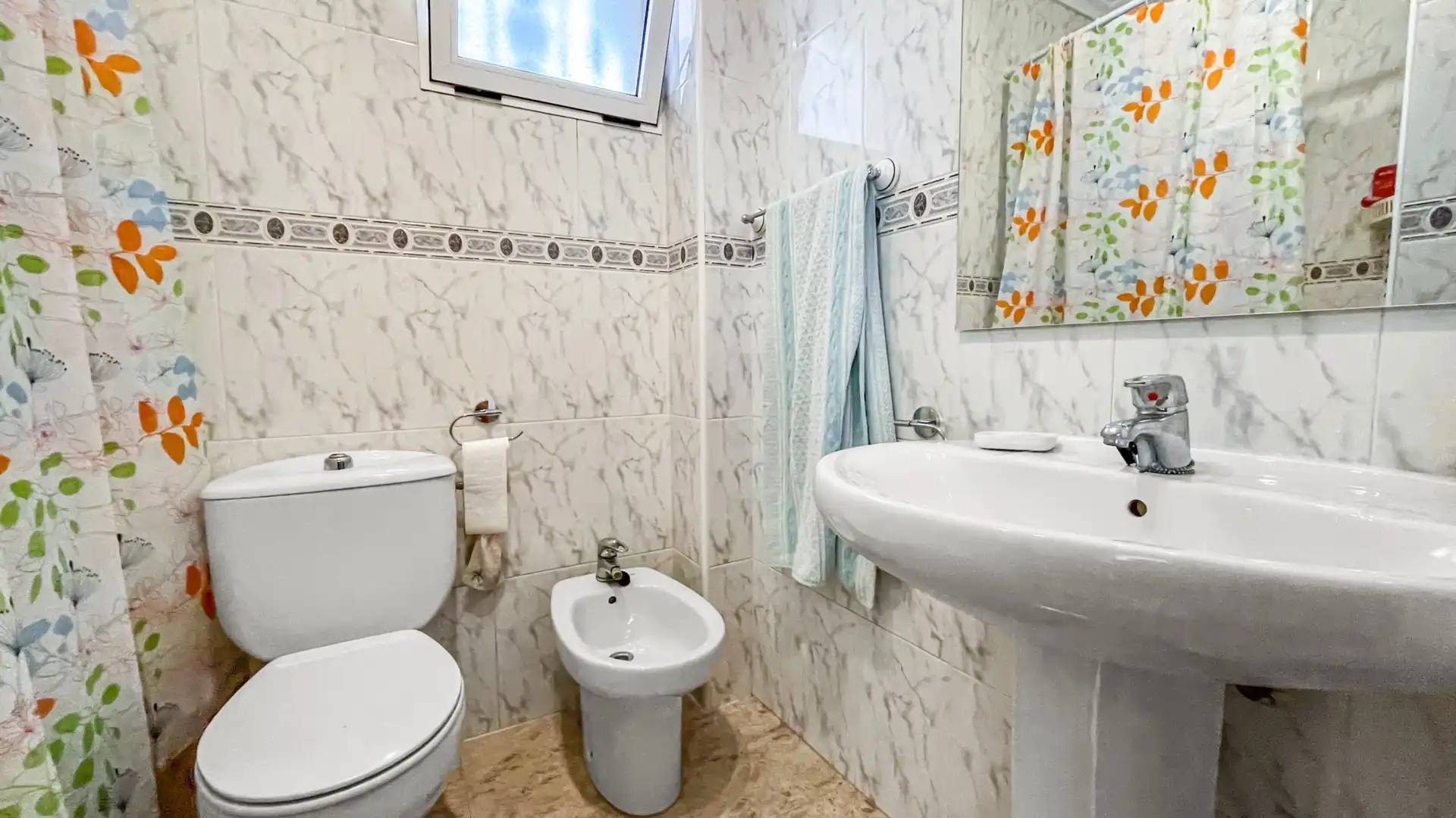 Baño de Planta baja en venta en Orihuela con Aire acondicionado, Terraza y Piscina