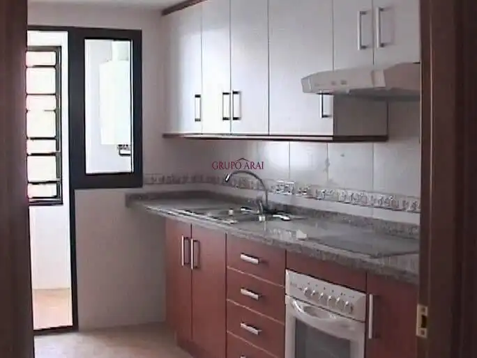 Cuina de Pis en venda en Alicante / Alacant amb Calefacció, Jardí privat i Balcó