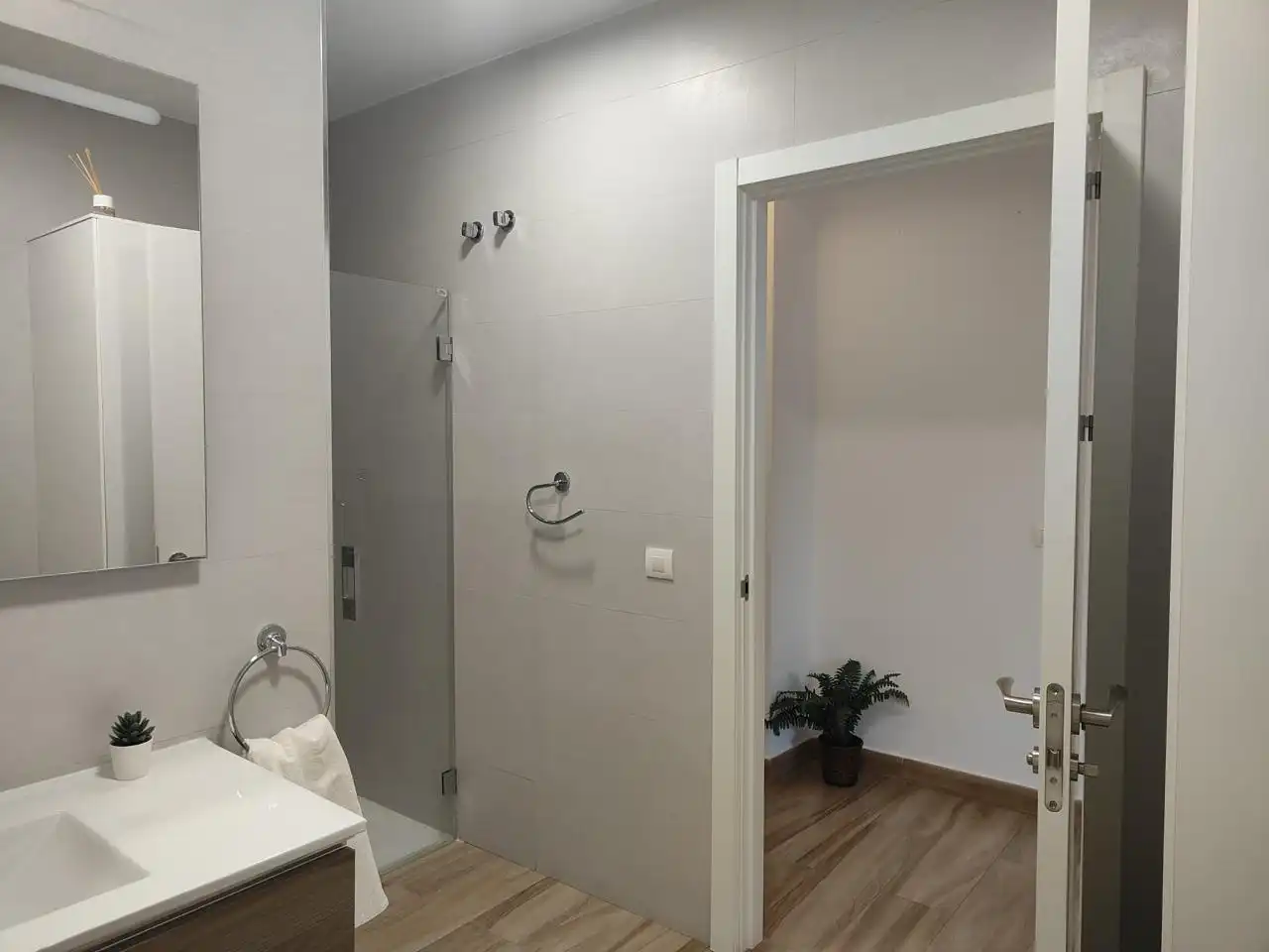 Bany de Casa o xalet de lloguer en Alhaurín de la Torre amb Aire condicionat, Jardí privat i Piscina