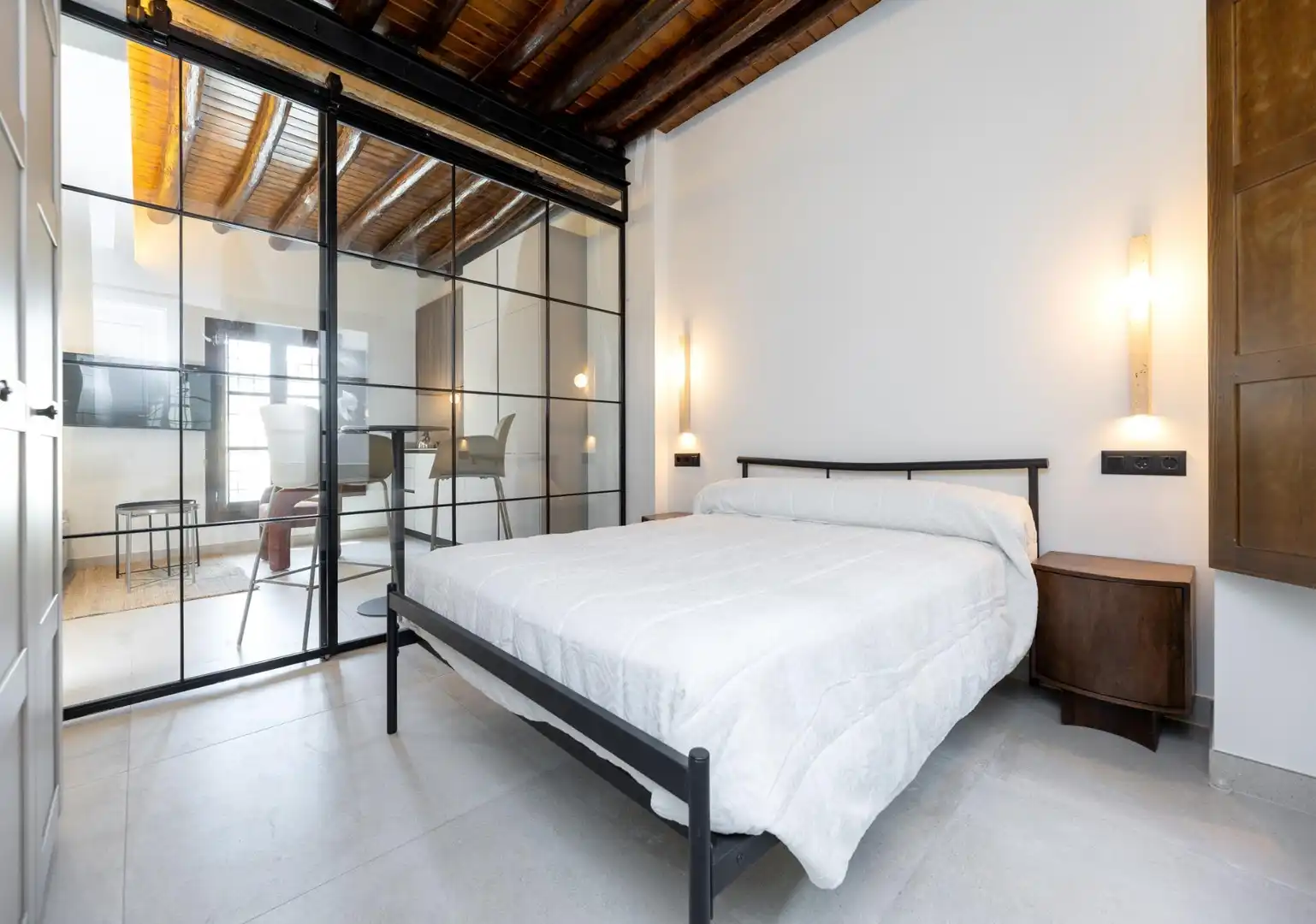 Bedroom of Apartments for rent in Granada  with Air Conditioner, Heating and Furnished
