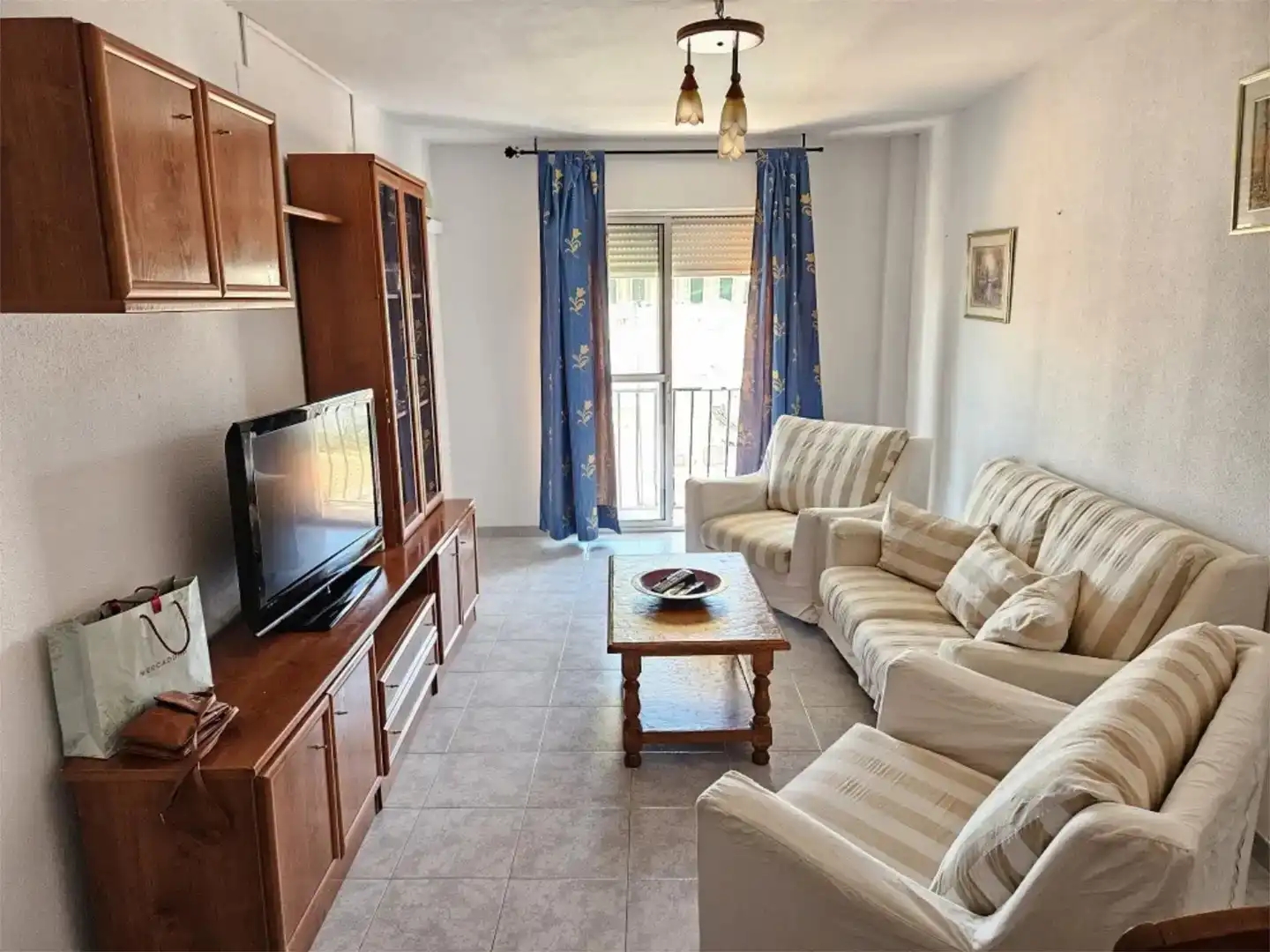 Sala de estar de Piso en venta en Aliseda con Aire acondicionado y Balcón