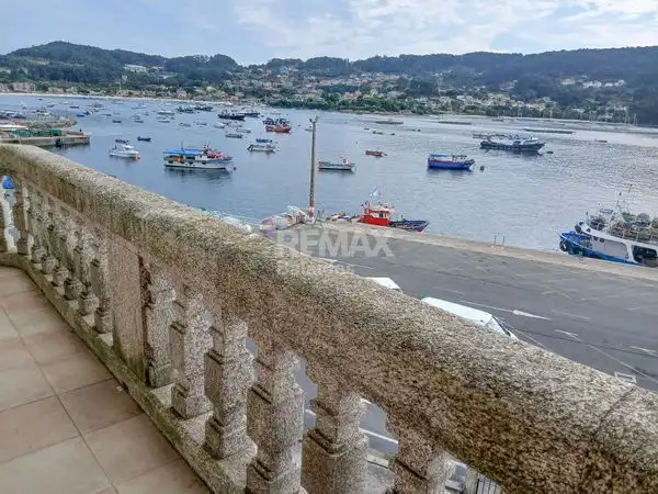 Flat for sale in Cangas , Pontevedra