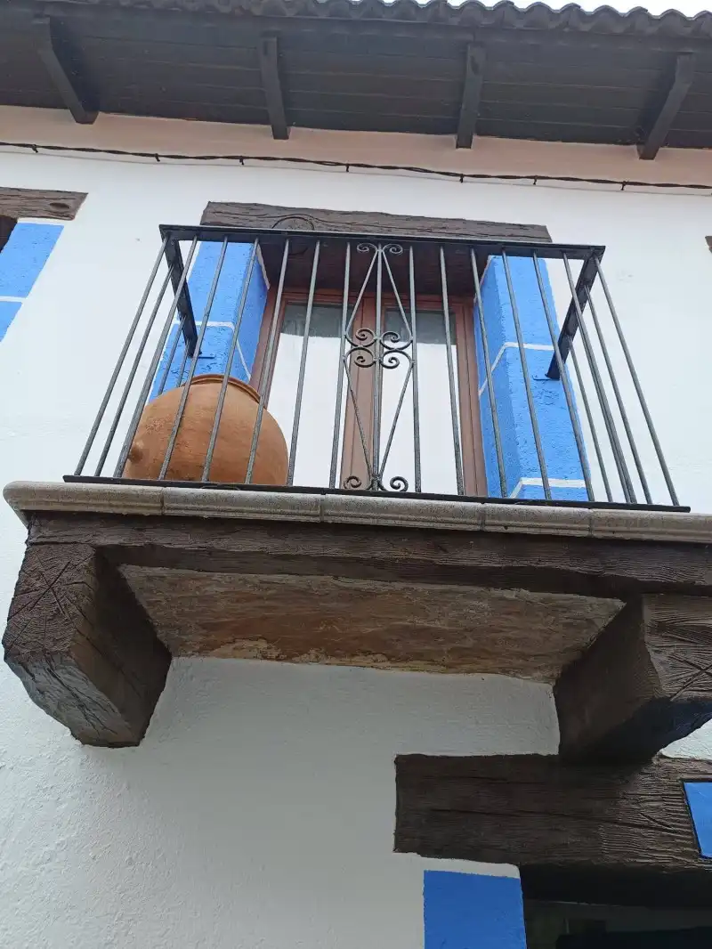Balcony of Houses for sale in Caminomorisco  with Heating
