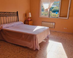 Bedroom of Flat for sale in El Tiemblo   with Terrace and Washing machine