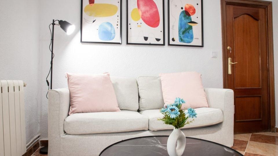 Living room of Flat to rent in  Madrid Capital  with Heating, Terrace and Storage room
