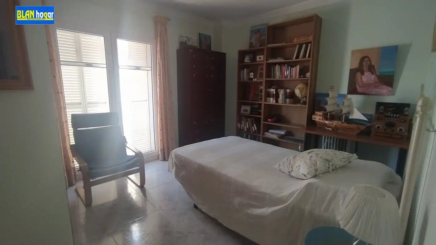 Casa amb piscina en venda a Calle Escritor González Valls, imagen 20