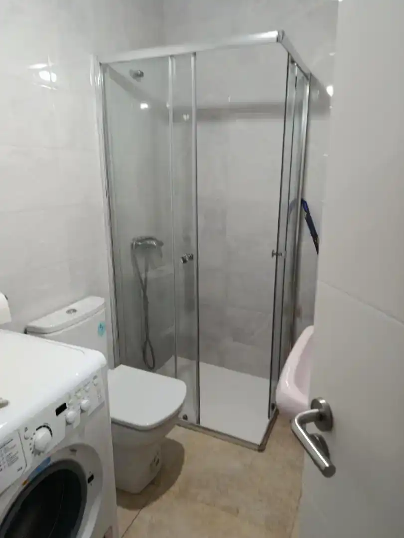 Bany de Apartament de lloguer en Boqueixón amb Aire condicionat, Moblat i Forn