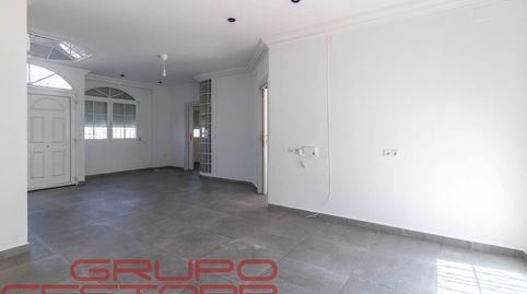 Foto 3 de Casa o xalet de lloguer a Riba - Roja de Turia - Calle Extremadura, Riba-roja de Túria, Valencia