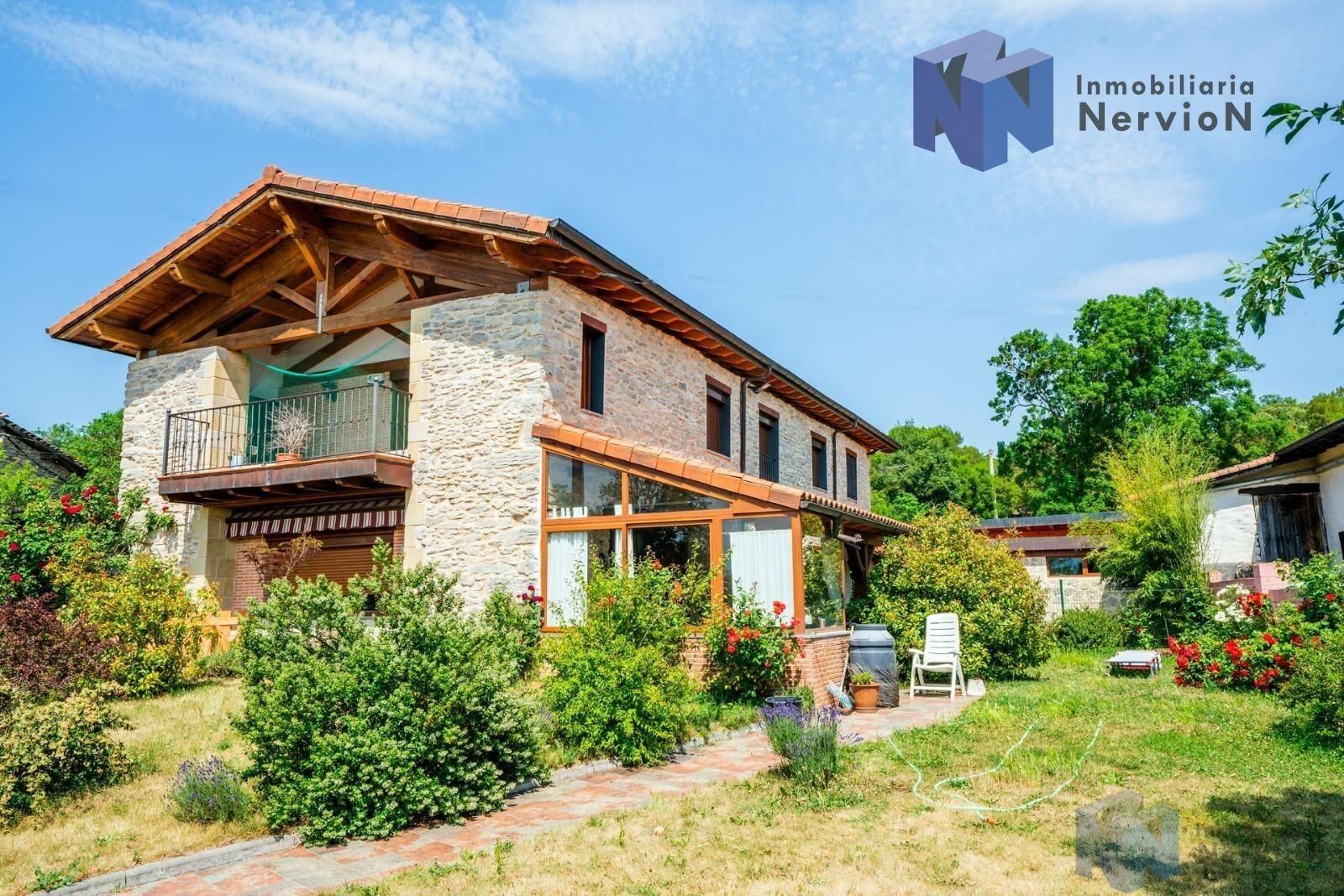 Exterior view of House or chalet for sale in Junta de Villalba de Losa  with Heating, Storage room and Alarm