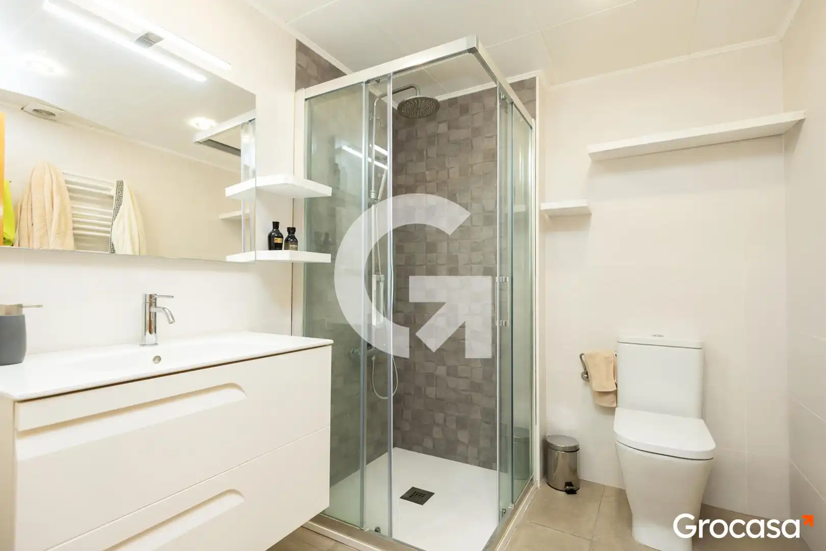 Bathroom of Detached homes for sale in Mataró  with Air Conditioner, Heating and Private garden