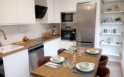 Kitchen of Flat for sale in  Madrid Capital  with Air Conditioner and Balcony