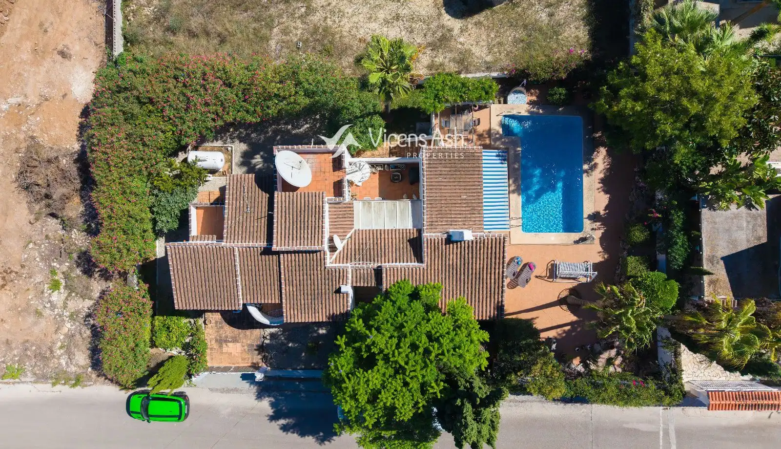 Vista exterior de Casa o chalet en venta en Cap Martí - El Tossalet - Pinomar