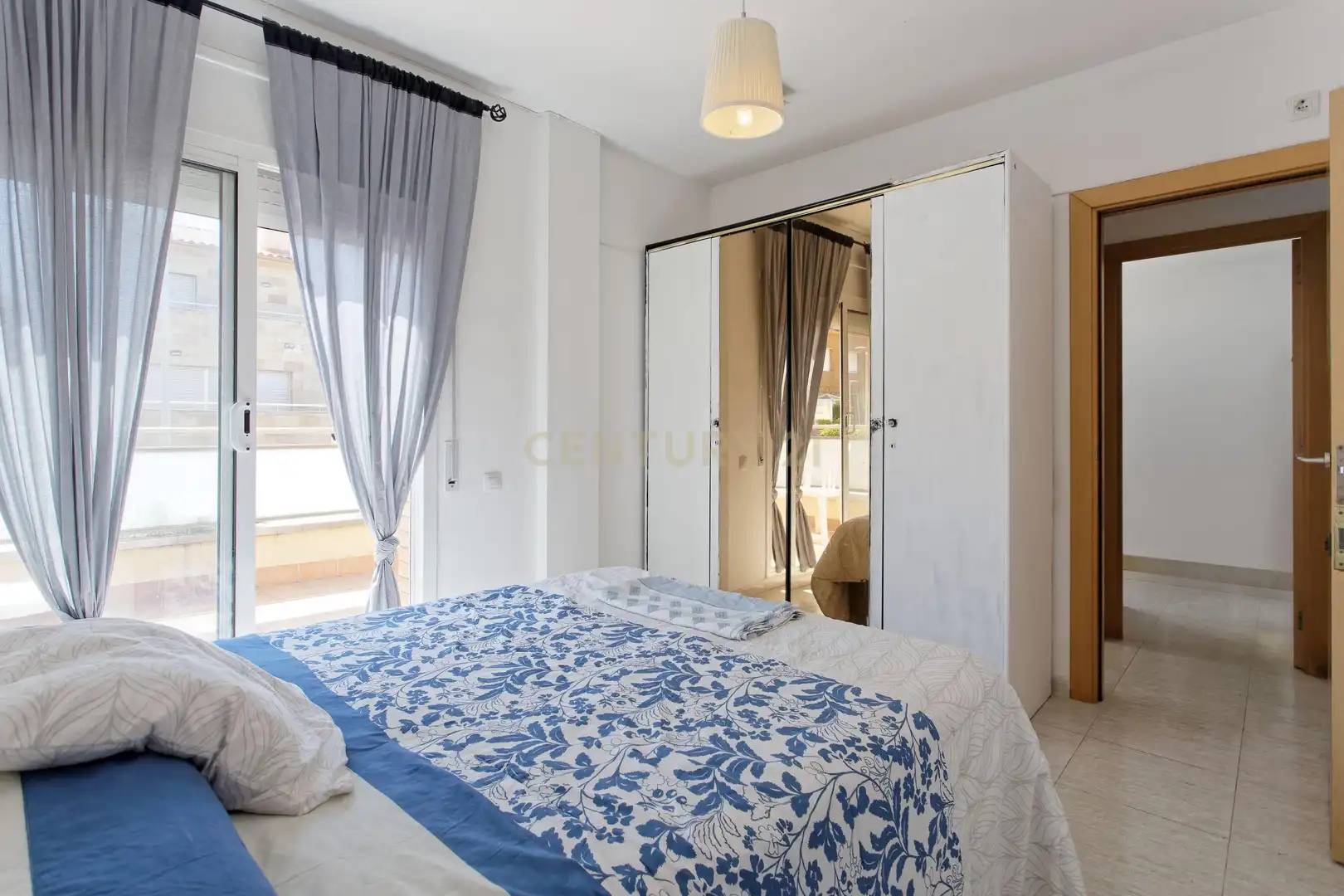 Dormitori de Casa o xalet en venda en Santa Perpètua de Mogoda