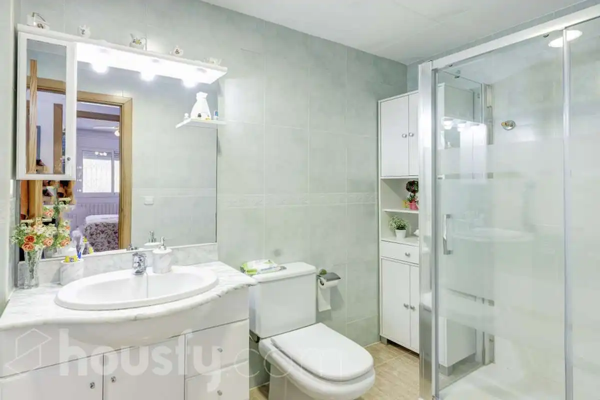 Bathroom of Flat for sale in Malgrat de Mar  with Heating, Storage room and Furnished