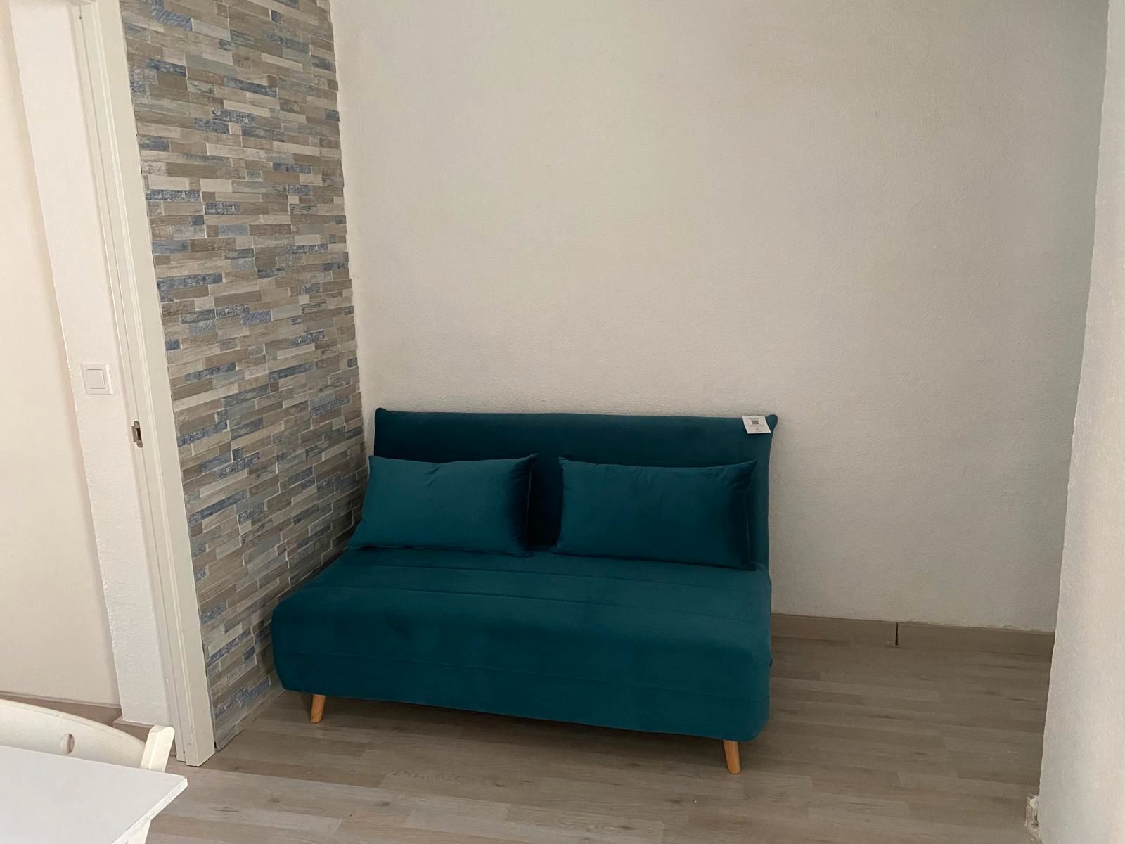 Bedroom of Flat to rent in  Madrid Capital  with Air Conditioner, Heating and Parquet flooring