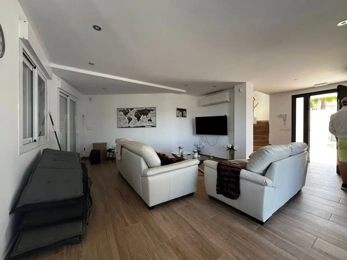 Chalet con terraza en venta en Avenida España 1, imagen 3