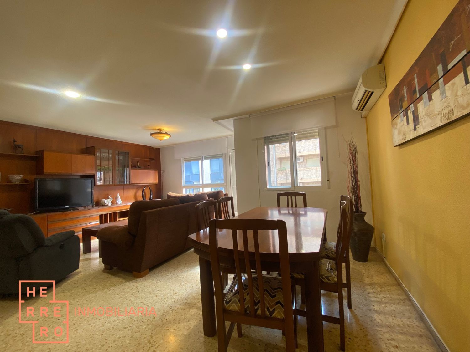 Dining room of Flat to rent in Castellón de la Plana / Castelló de la Plana  with Air Conditioner, Terrace and Furnished