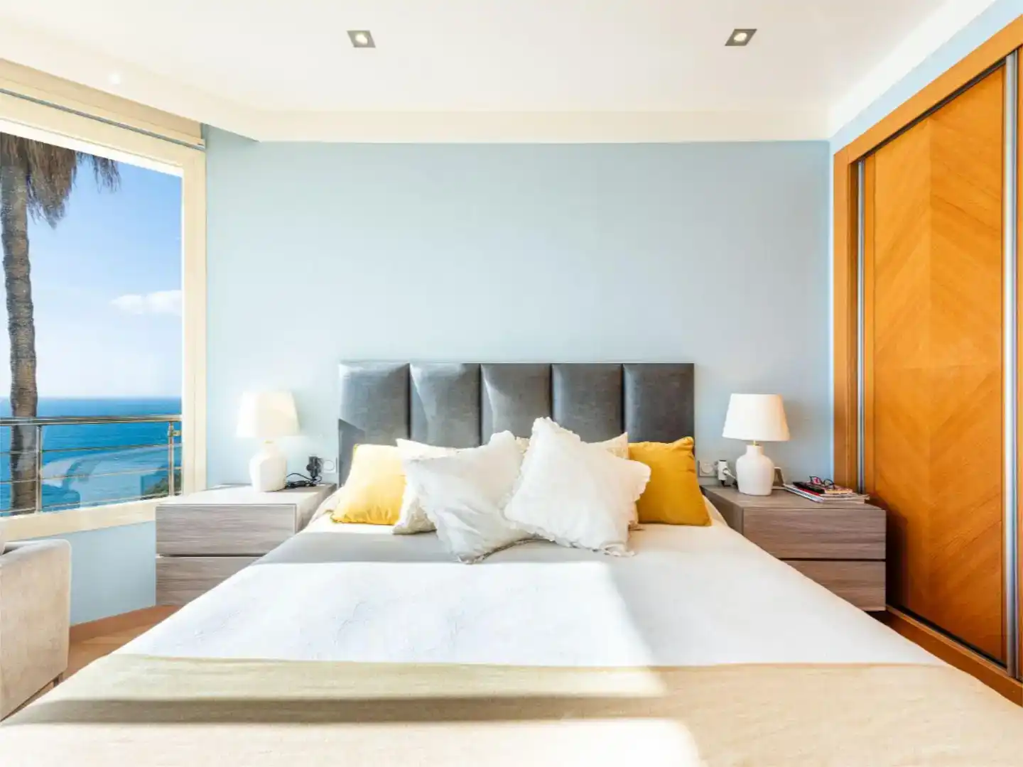 Schlafzimmer von Wohnung zum Verkauf in Torrox mit Klimaanlage, Schwimmbad und Balkon