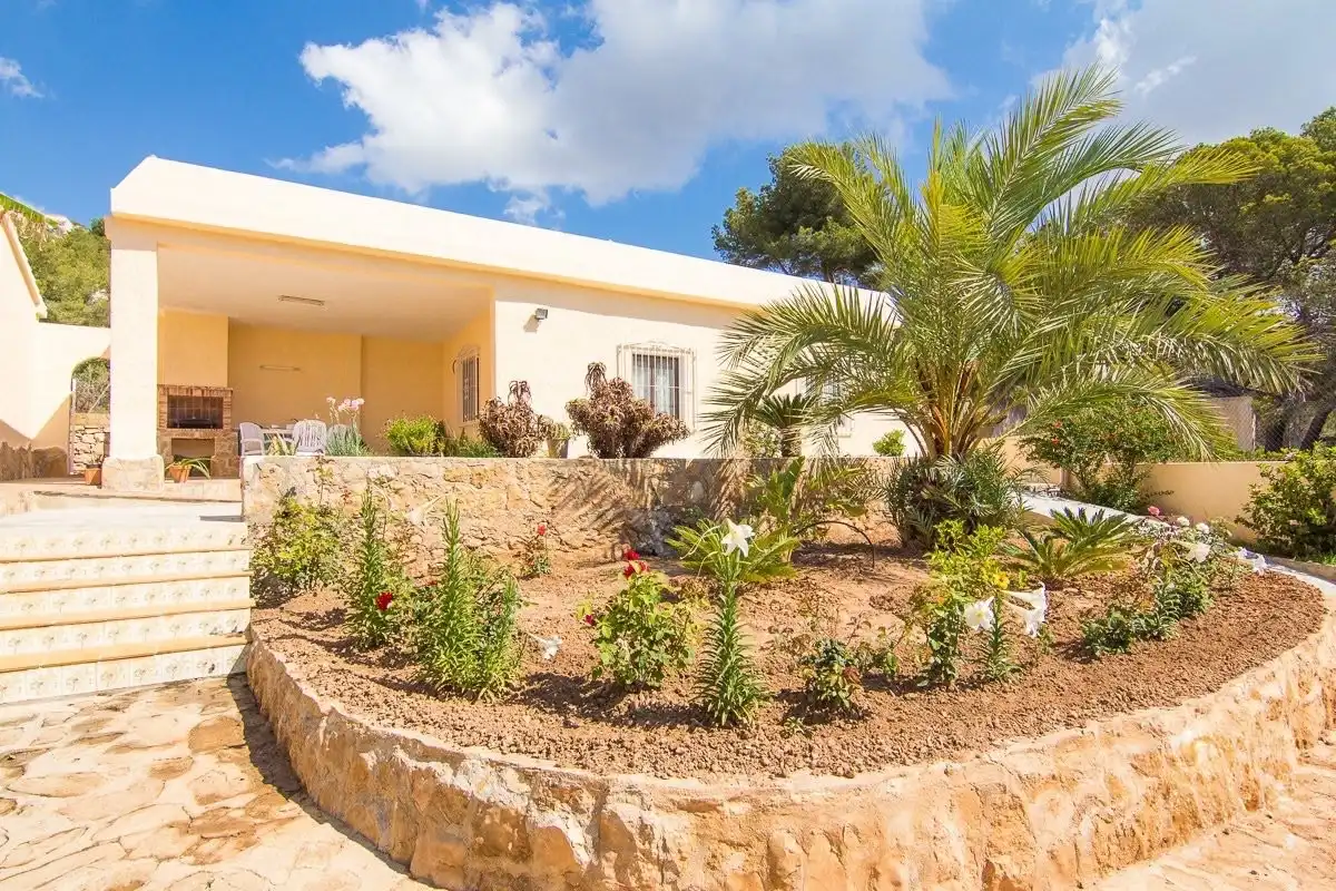 Vista exterior de Casa o chalet de alquiler en Benissa con Aire acondicionado, Calefacción y Jardín privado