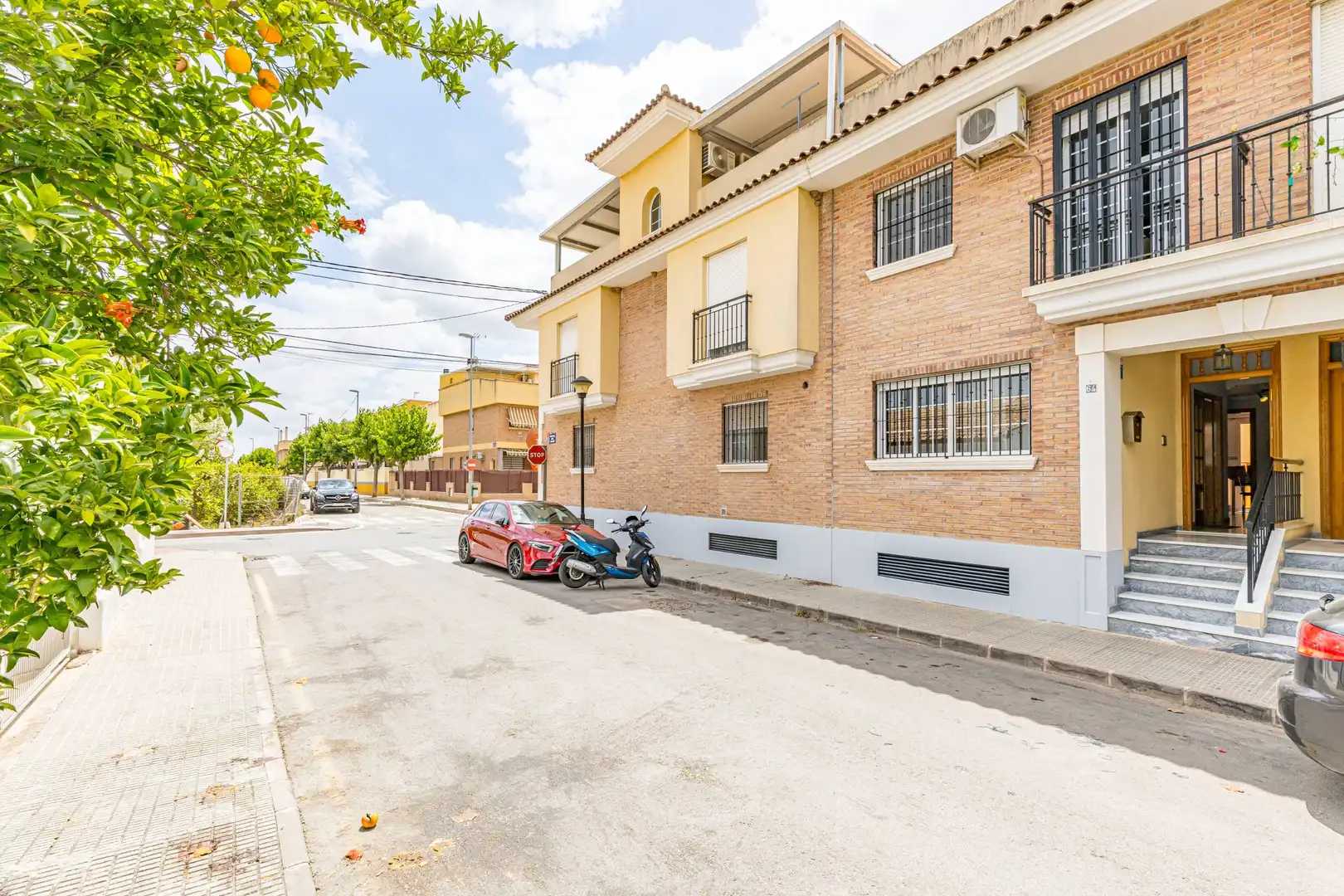Vista exterior de Dúplex en venda en Murcia amb Aire condicionat, Jardí privat i Terrassa