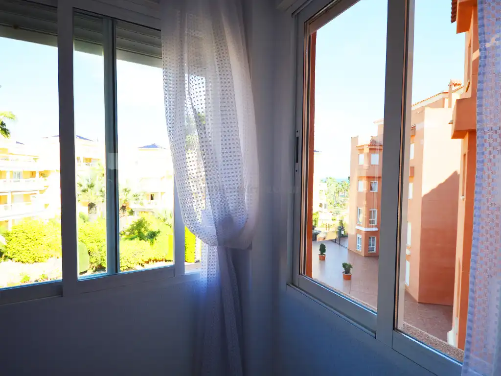 Habitación de Apartamento en venta en Orihuela con Aire acondicionado, Calefacción y Terraza