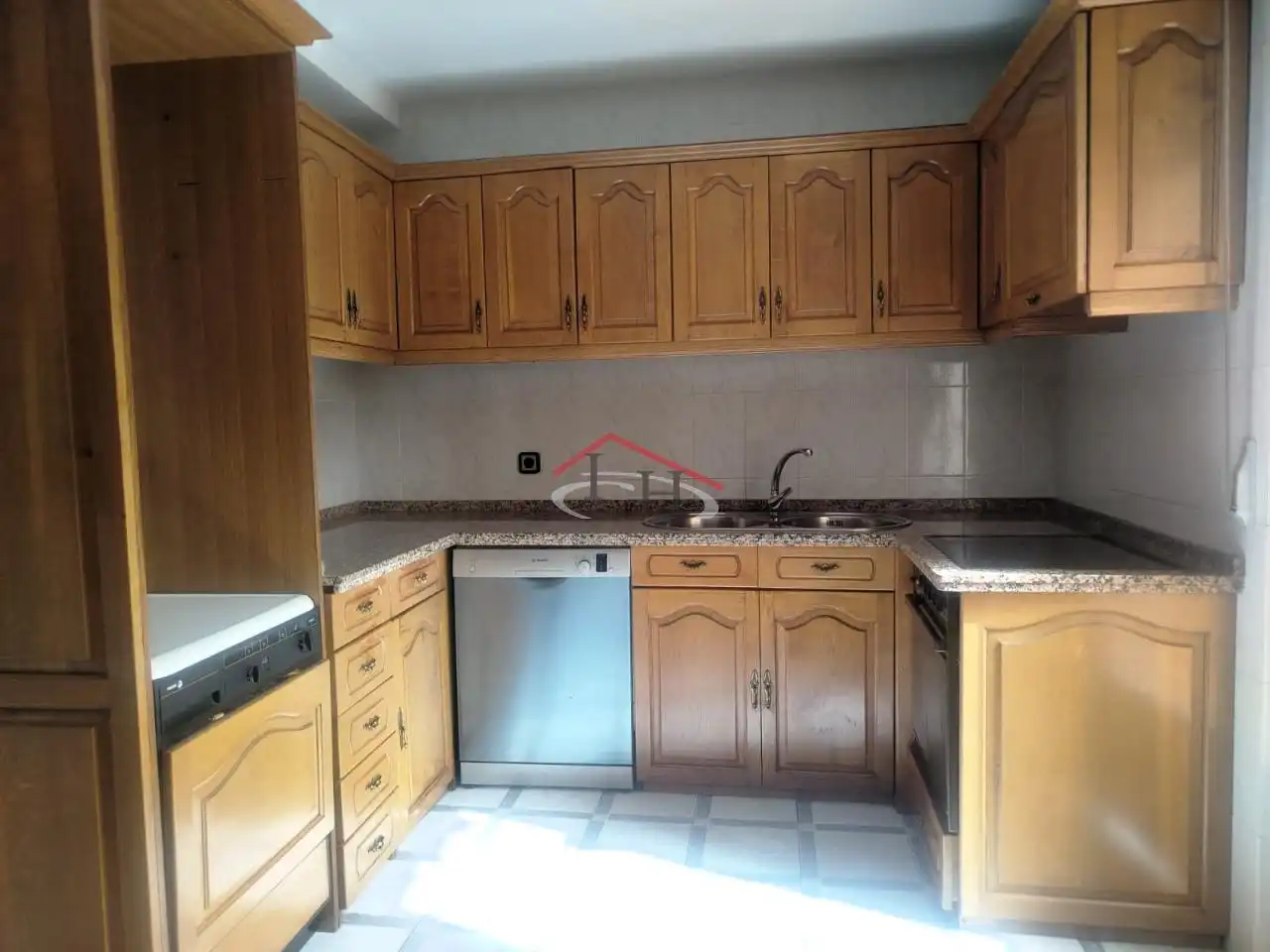 Cocina de Casa o chalet en venta en León Capital  con Calefacción, Terraza y Balcón