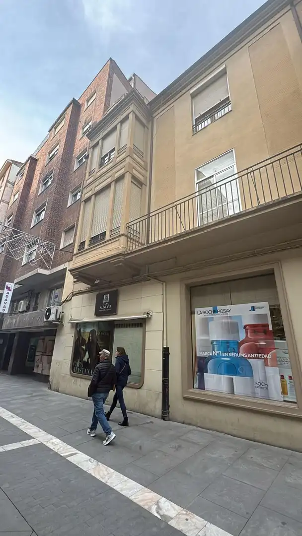 Vista exterior de Edificio en venta en Zamora Capital 